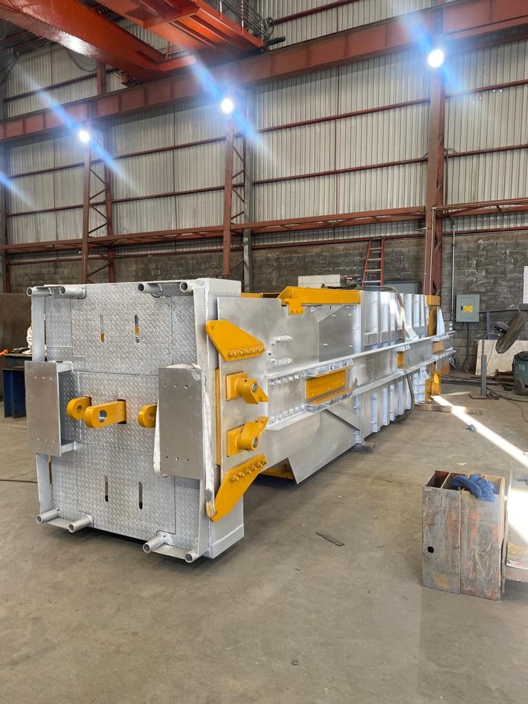 Fabricación y Reparación de Skips (Botes de Manteo)